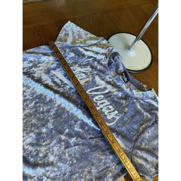 Popular Sports LAS VEGAS Lavender Crushed Velvet Belly Shirt Dancer Sz Sm EUC - Picture 4 of 7